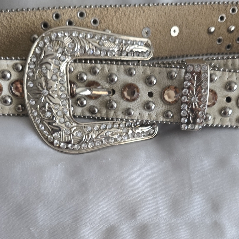 Brighton White and Silver Embellished Belt - Picture 3 of 7
